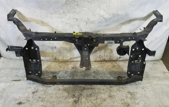 Nissan Qashqai Radiator support slam panel