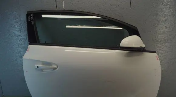 Opel Astra J Door (2 Door Coupe)