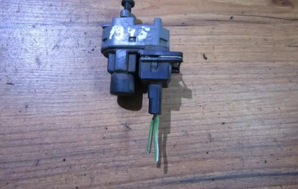 Ford Focus Brake pedal sensor switch