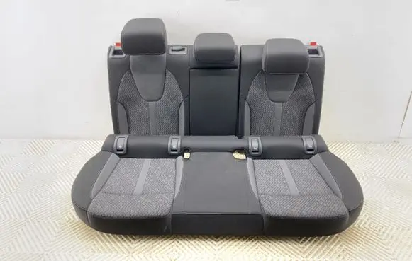 Skoda Octavia Mk4 Second row seats 