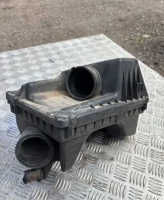Opel Astra H Air filter box 460023377 55557127
