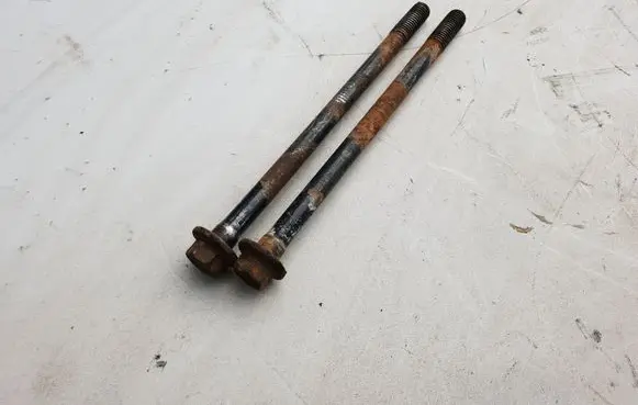 Volvo XC90 Rear suspension camber bolt 