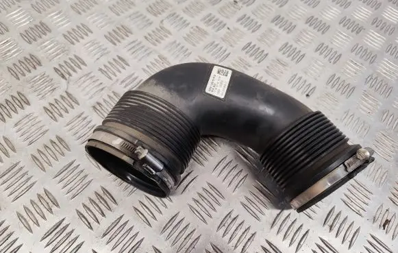 Audi Q7 4M Air intake duct part 059129616G