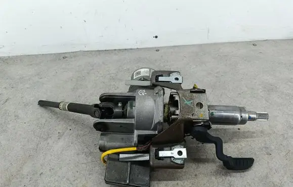 Opel Corsa D Steering wheel axle 13290393
