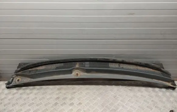 Chrysler Pacifica Wiper trim 68228471AF