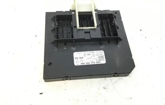 Volkswagen PASSAT B8 Comfort/convenience module 5Q0937086 5Q0937086BM