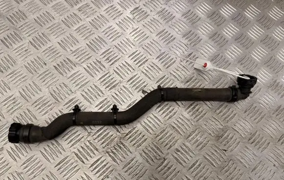Renault Clio V Engine coolant pipe/hose 