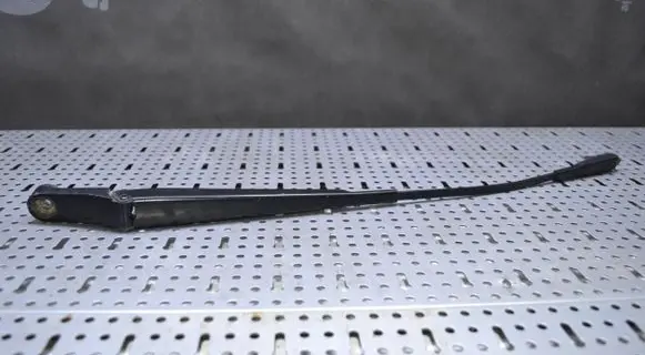 Opel Zafira B Front wiper blade arm 13145563