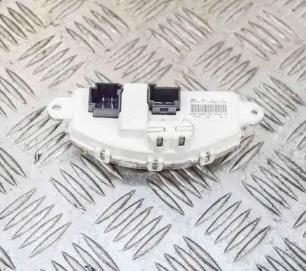 BMW M4 F82 F83 Heater blower motor/fan resistor 9276112 T1016251Q