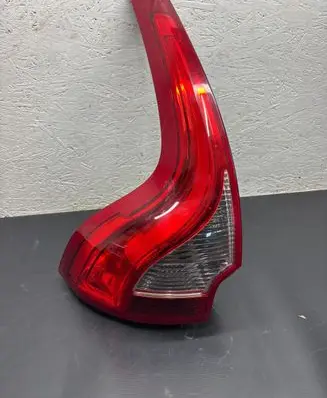 Volvo XC60 Rear/tail lights 31323034 L90007892 12102016