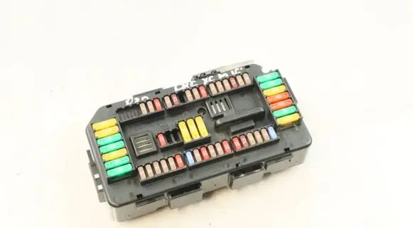 BMW X6M F86 Fuse module 9360371 19326000003 10092015