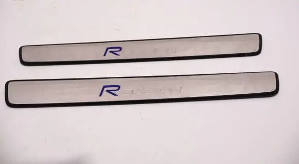Volvo S60 sill trim set (inner) 