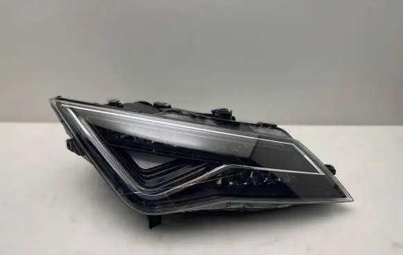 Seat Leon (5F) Headlight/headlamp 5F1941008C