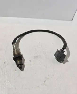 Mercedes-Benz C W205 Lambda probe sensor 0075426418 0258030009 0258030010