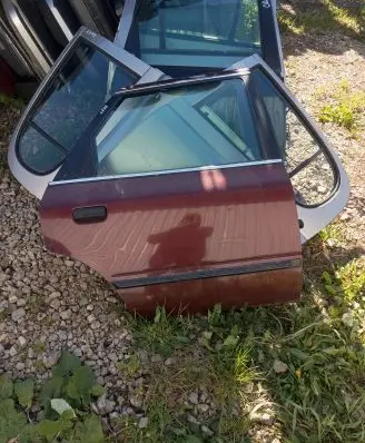 Ford Scorpio Rear door