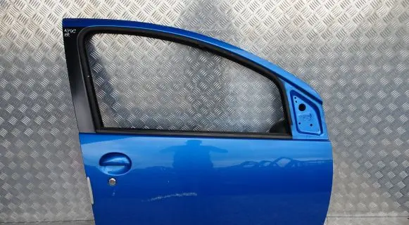Toyota Aygo AB40 Front door