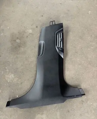 (B) pillar trim (bottom)