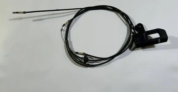 Maserati Ghibli Engine bonnet/hood lock release cable 670007133