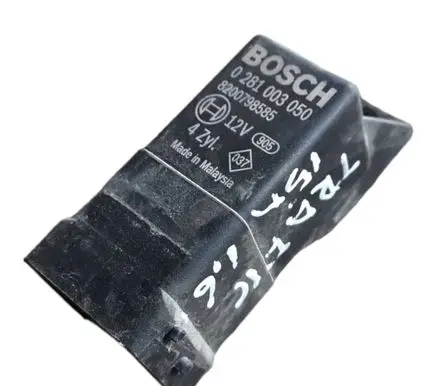 Renault Trafic III (X82) Glow plug pre-heat relay 8200798585 0281003050