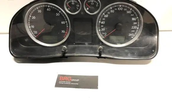 Volkswagen PASSAT B5.5 Speedometer (instrument cluster) 110080197001 3B0920807 3B0920807VDO