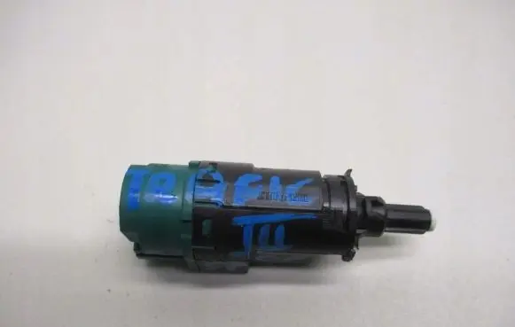 Opel Vivaro Brake pedal sensor switch