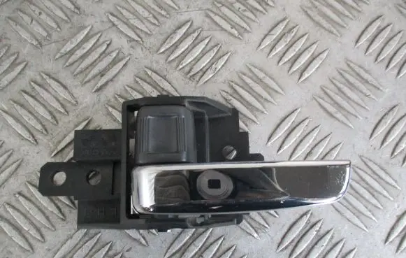 Mitsubishi ASX Front door interior handle