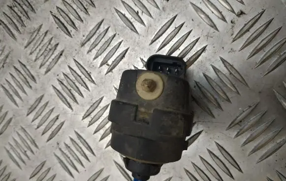Opel Vivaro Headlight level adjustment motor 7700415343