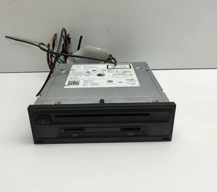 Volkswagen Golf VII Radio/CD/DVD/GPS head unit 3Q0035874C
