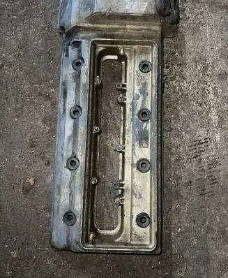 BMW 7 E38 Rocker cam cover 1742133
