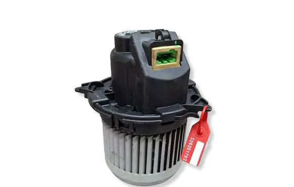 Dacia Sandero II Heater fan/blower S26301763 5P3730100