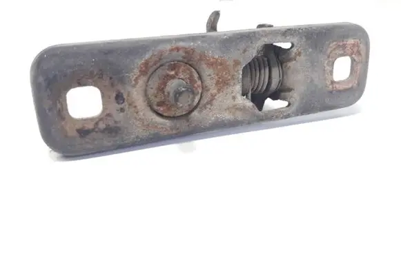 Volkswagen Golf II Engine bonnet/hood lock/latch loop/hook 