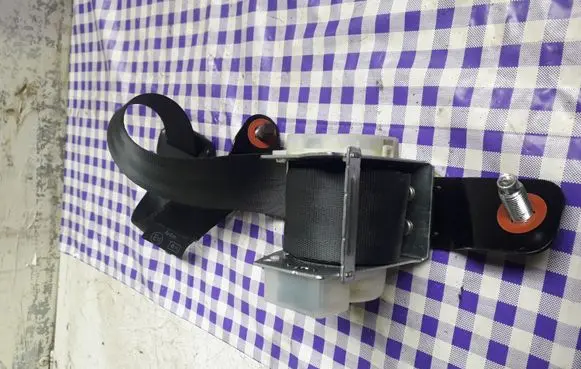KIA Ceed Rear seatbelt
