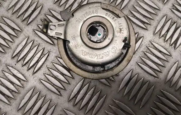 Volvo V70 Alternator belt tensioner 31375848