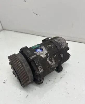 Volkswagen Sharan Air conditioning (A/C) compressor (pump) 7M0820803R 95NW19D629CC
