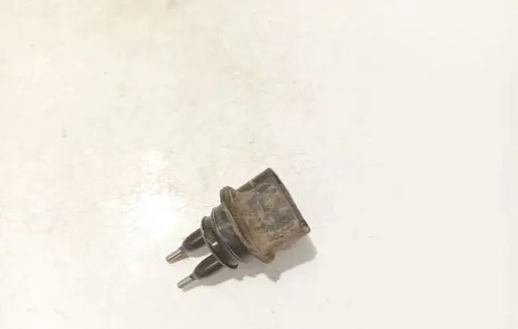 Volkswagen PASSAT B5 Sensor 7m0919376 95vw17k656aa