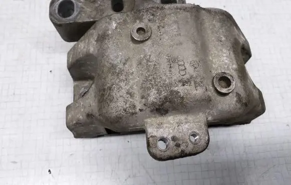 Volkswagen Golf IV Engine mount bracket 1J0199262BN