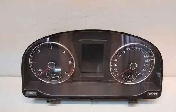 Volkswagen Touran I Speedometer (instrument cluster) 2K0920865A