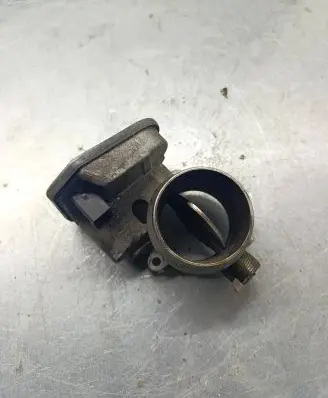 BMW 3 E90 E91 Throttle valve 780437301