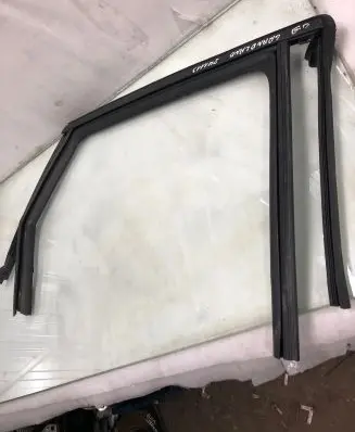 Opel Grandland X Rubber seal rear door window/glass 9814856780