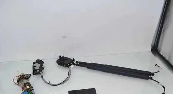 BMW 3 G20 G21 Tailgate hydraulic set 9451478 61359451478 61359852927