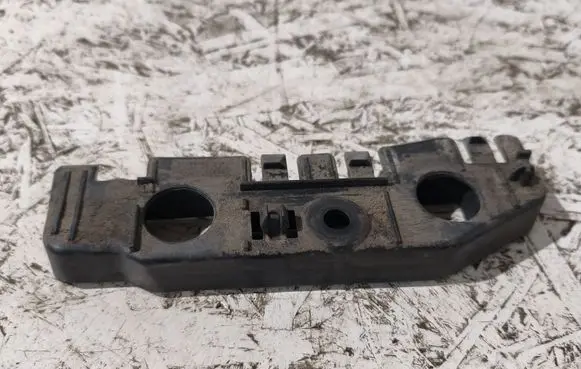 Audi A5 Front bumper mounting bracket 8W6853921A