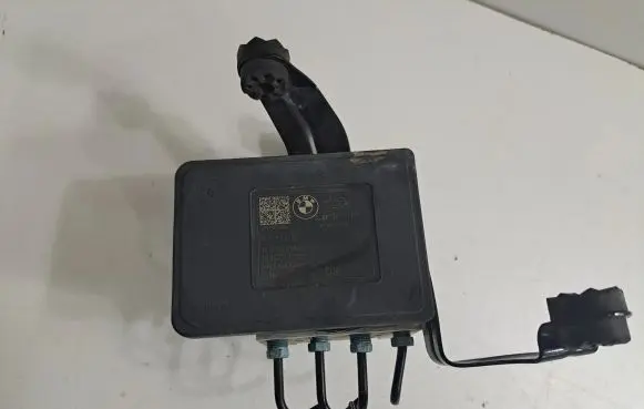 BMW 4 F32 F33 ABS Pump 6891612 6891611