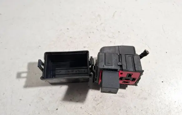 Volvo XC60 Other relay 4RA00781307