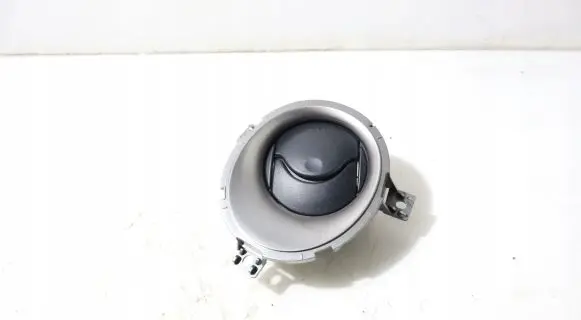 Nissan Juke I F15 Dashboard side air vent grill/cover trim