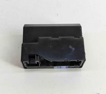 Lexus RX 450H Current control relay 8264448030