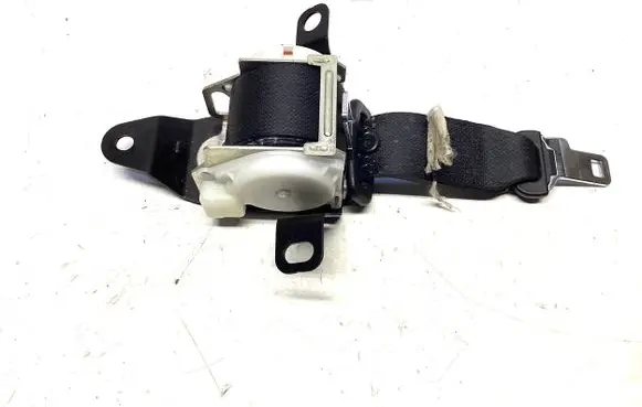 Nissan Qashqai+2 Roof seat belt 