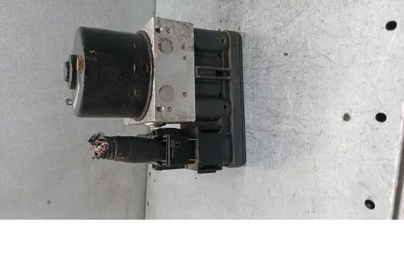 Mazda 3 I ABS Pump 8M51-2B373-AA
