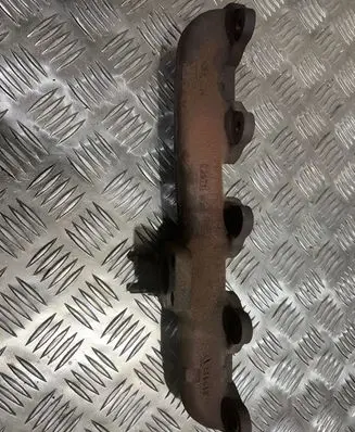 Volvo V60 Exhaust manifold 725711 110413