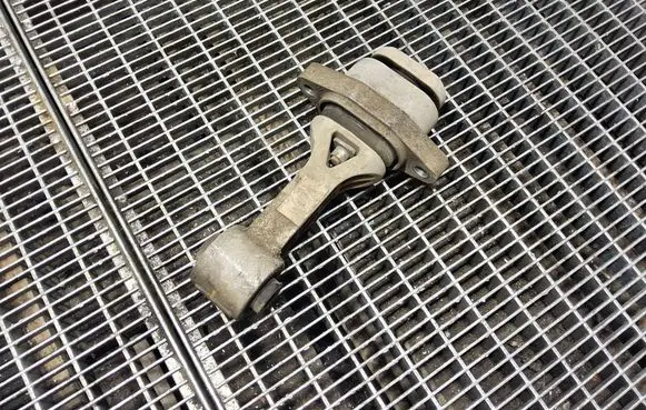 Hyundai ix20 Gearbox mount 