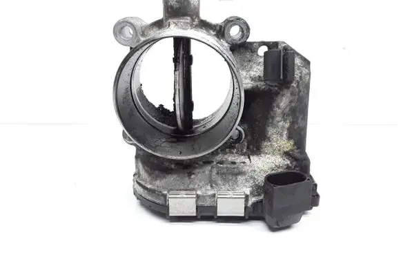 Volvo XC70 Throttle valve 8692720 0281002701